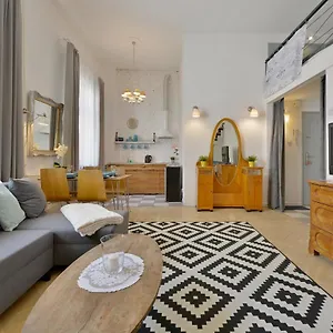 Argentis Odrzanska Retro Loft Apartment